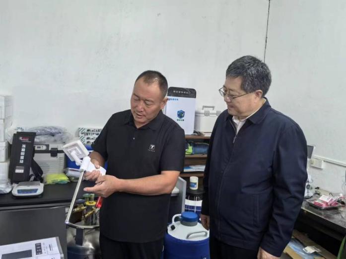 农民玩起了显微镜开云电竞(图3)